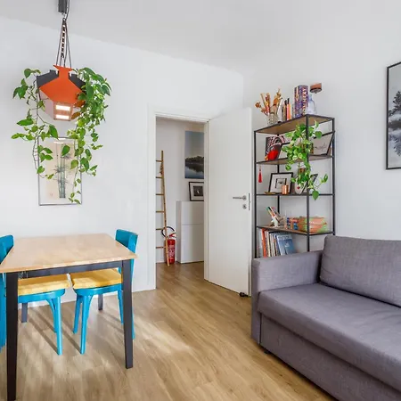 Cosmopolitan House - Modern Bocconi 아파트 밀라노