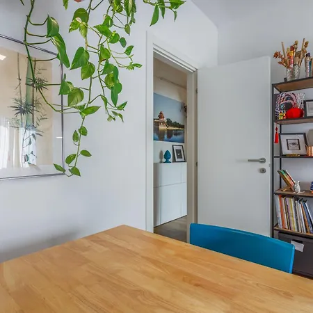 Cosmopolitan House - Modern Bocconi * 밀라노